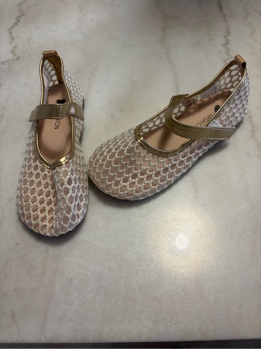 Girls' Gold-Trim Pink Mesh Mary Jane Dress Shoes